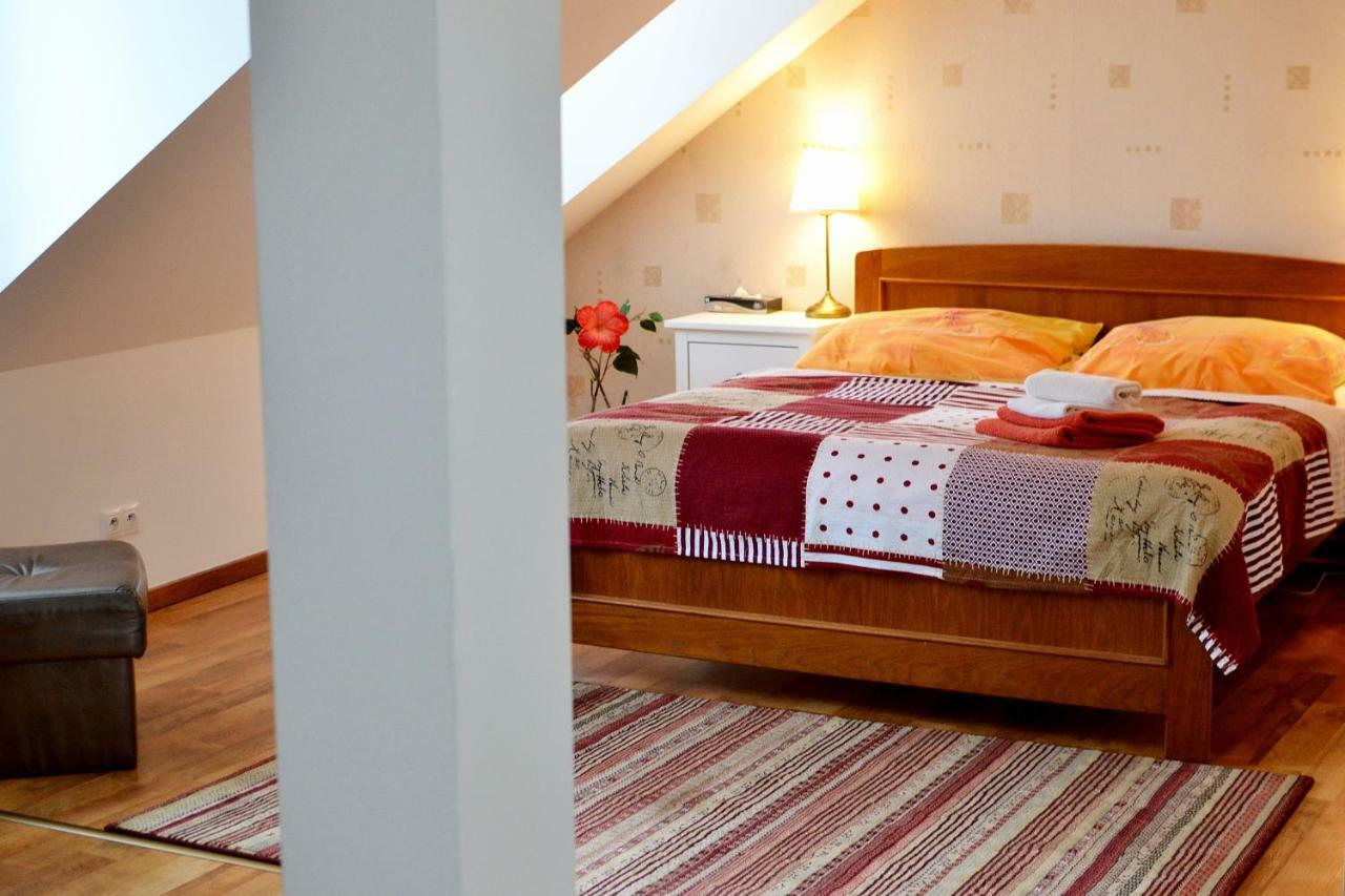 Penzion Daniela Rajecké Teplice Exteriör bild